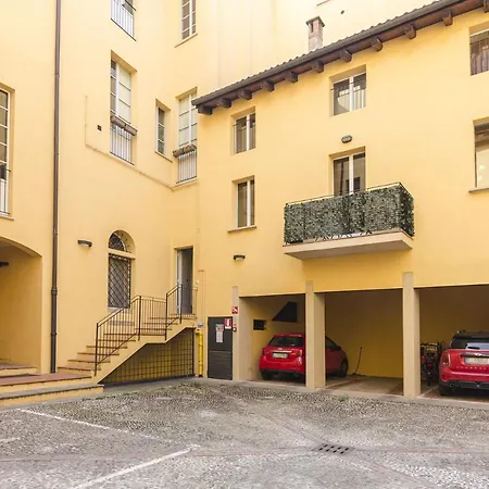 아파트 Casa Bocchi, Luxury In Historical Palace 볼로냐