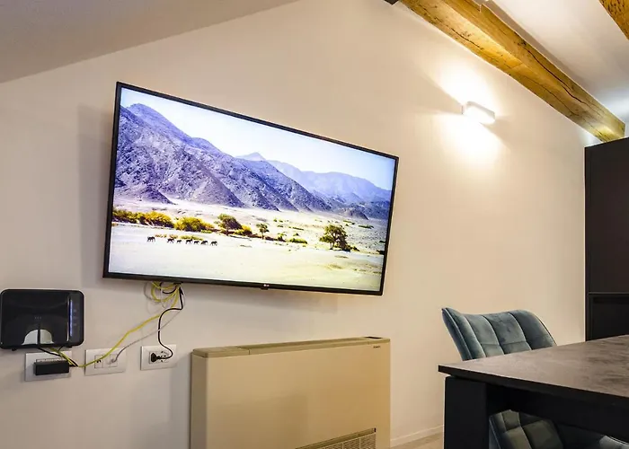 Appartamento Casa Bocchi, Luxury In Historical Palace