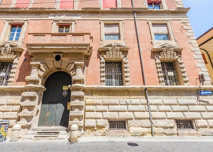 Casa Bocchi, Luxury In Historical Palace * Bologna