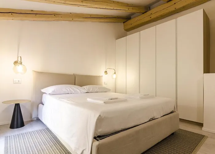 Appartamento Casa Bocchi, Luxury In Historical Palace