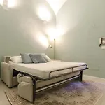 Apartman Casa Bocchi, Luxury In Historical Palace *