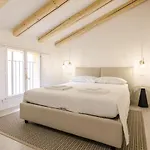 Casa Bocchi, Luxury In Historical Palace