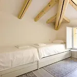 Apartman Casa Bocchi, Luxury In Historical Palace
